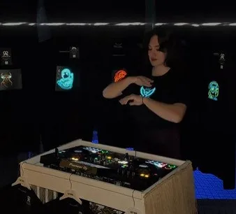Cansu Yücel DJ performance with LED apparel collection